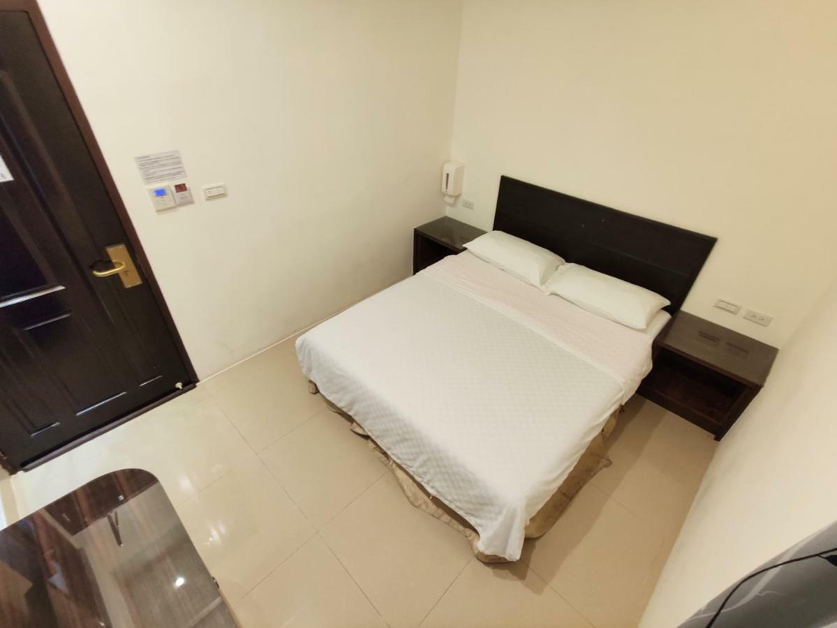 Feng Homestay Zhongpu Exterior foto